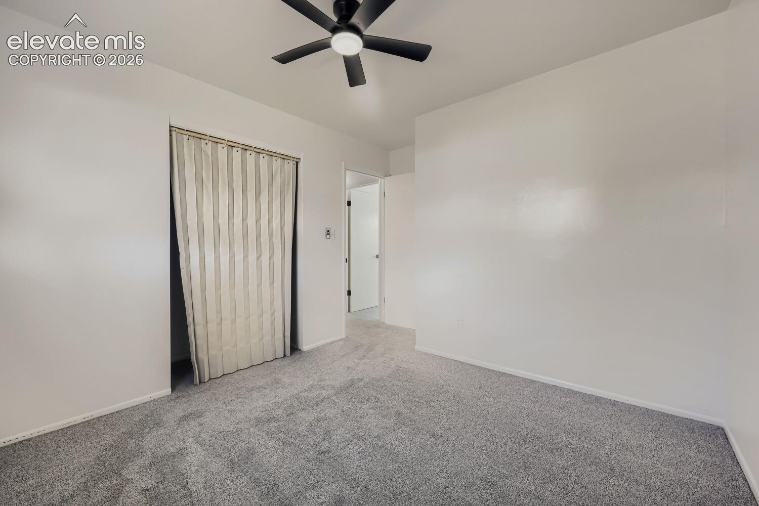 Listing photo 17 for 3665 Dogwood Drive