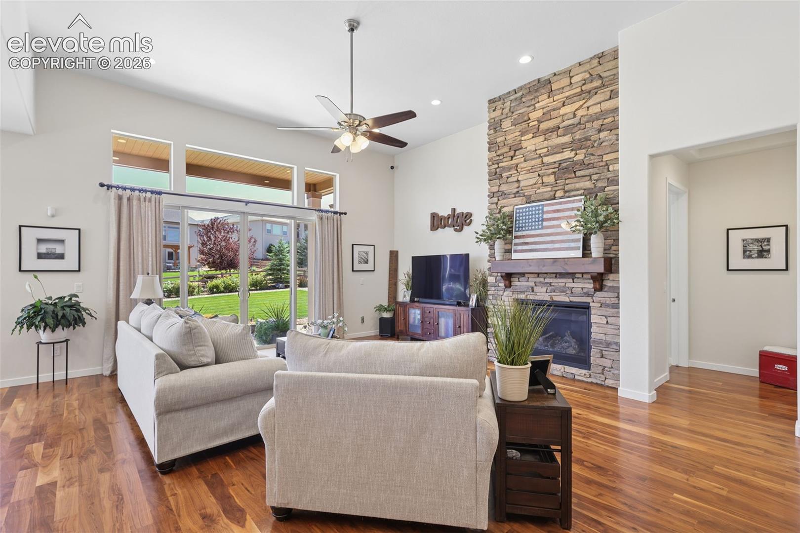 Listing photo 10 for 12794 Pensador Drive