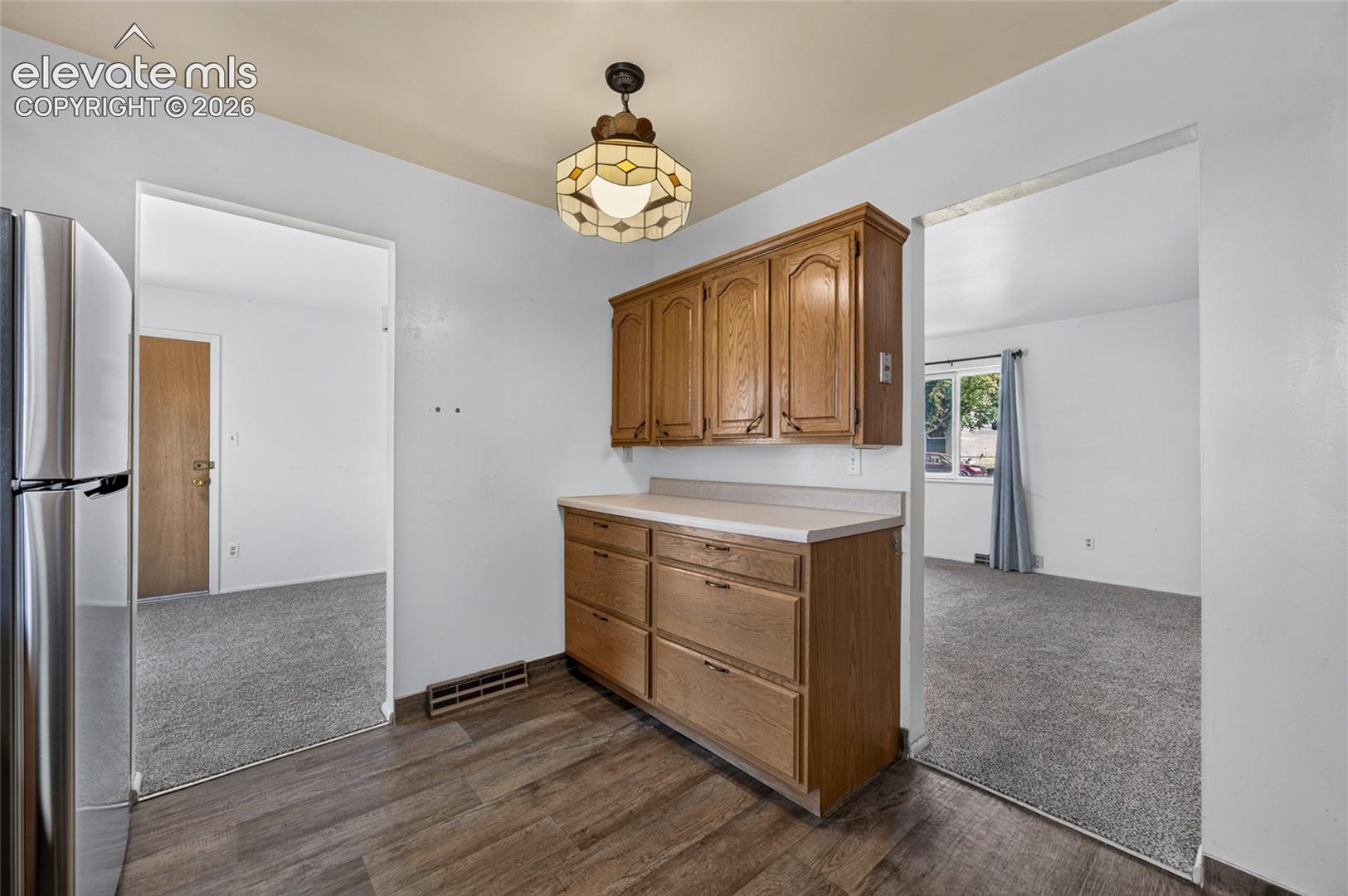 Listing photo 12 for 2014 Wold Avenue