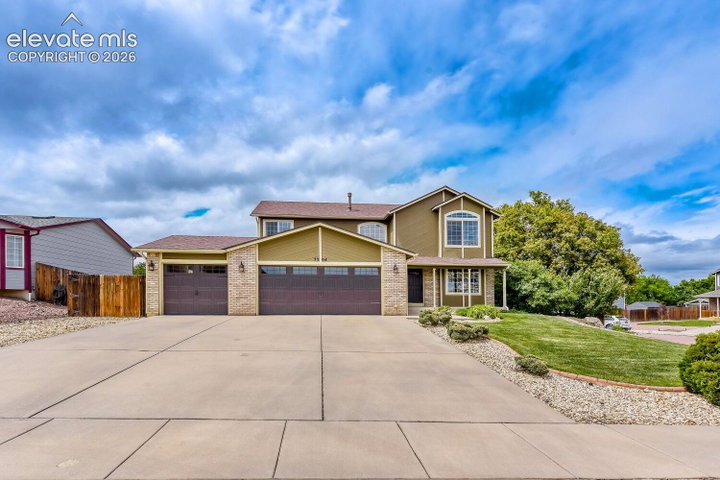7304 Candelabra Drive — listing photo