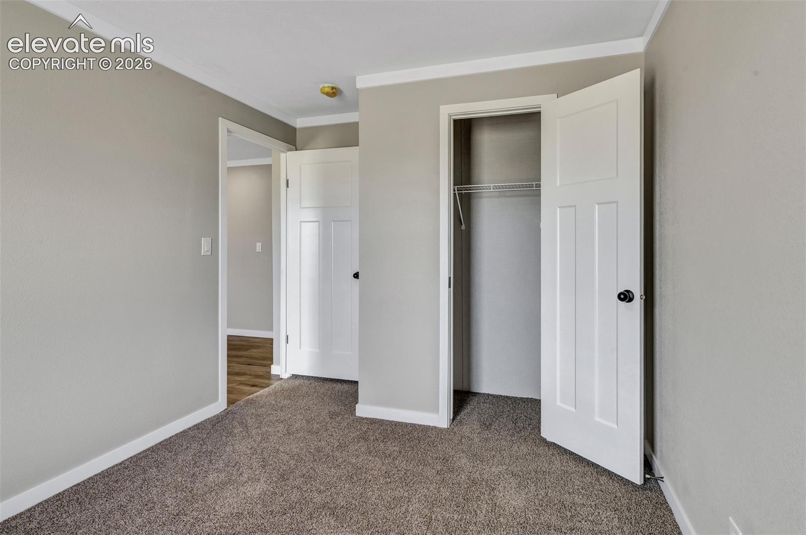 Listing photo 23 for 930 Awesome View