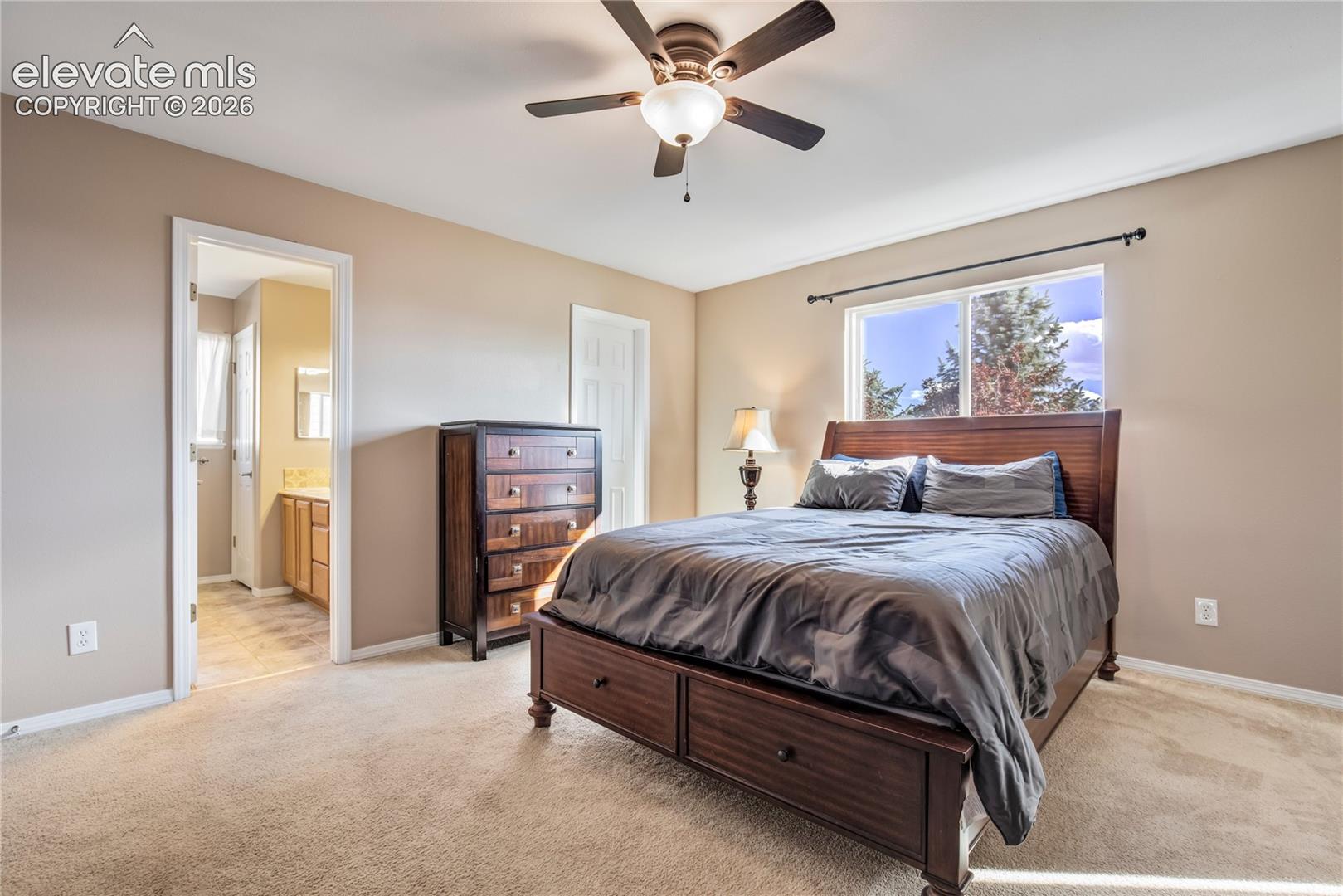 Listing photo 15 for 7451 Klipspringer Drive