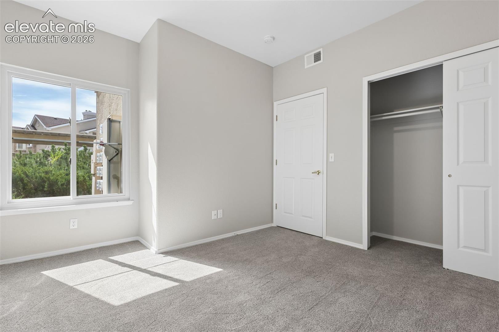 Listing photo 13 for 3910 Strawberry Field Grove A