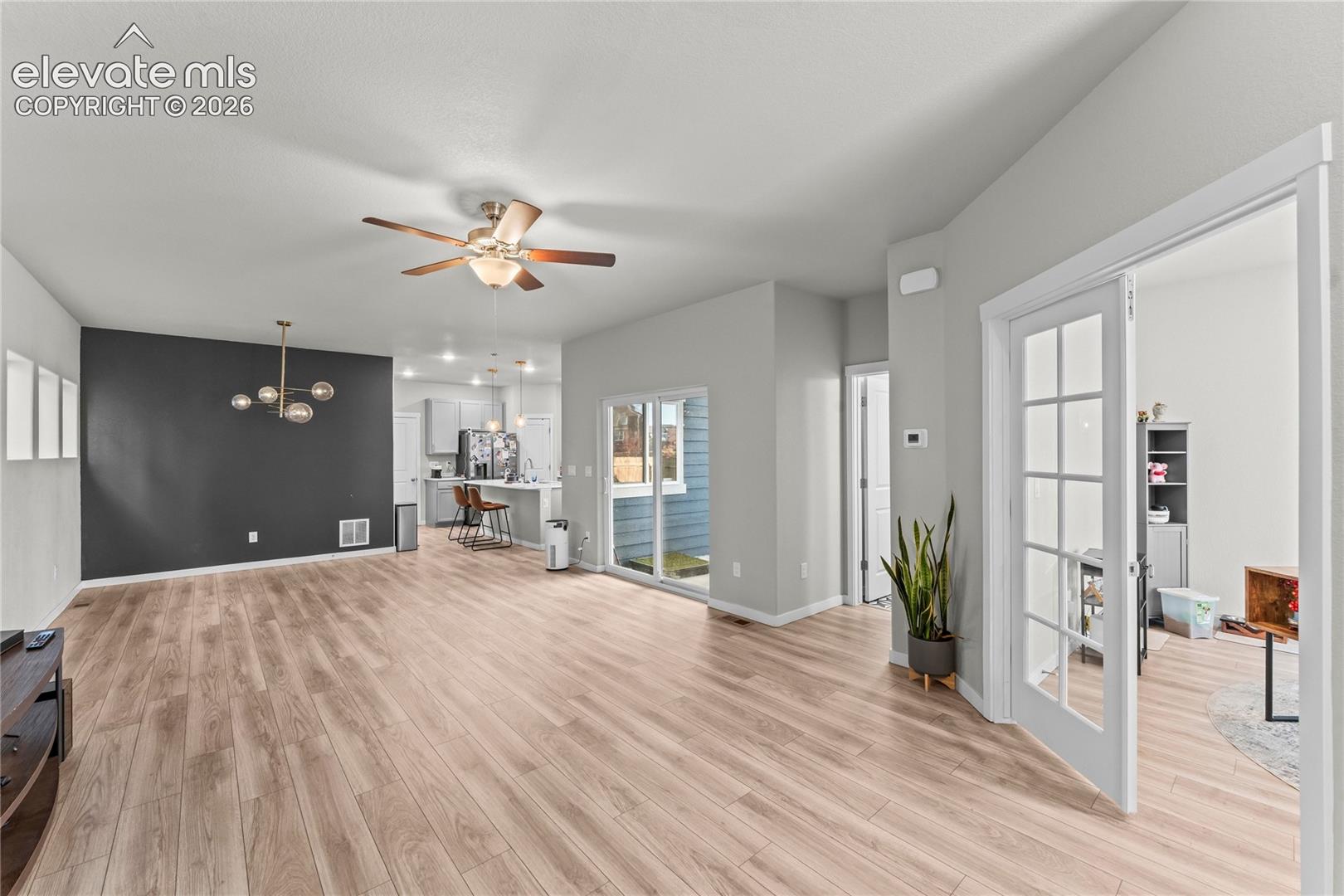 Listing photo 4 for 7815 Ochre View