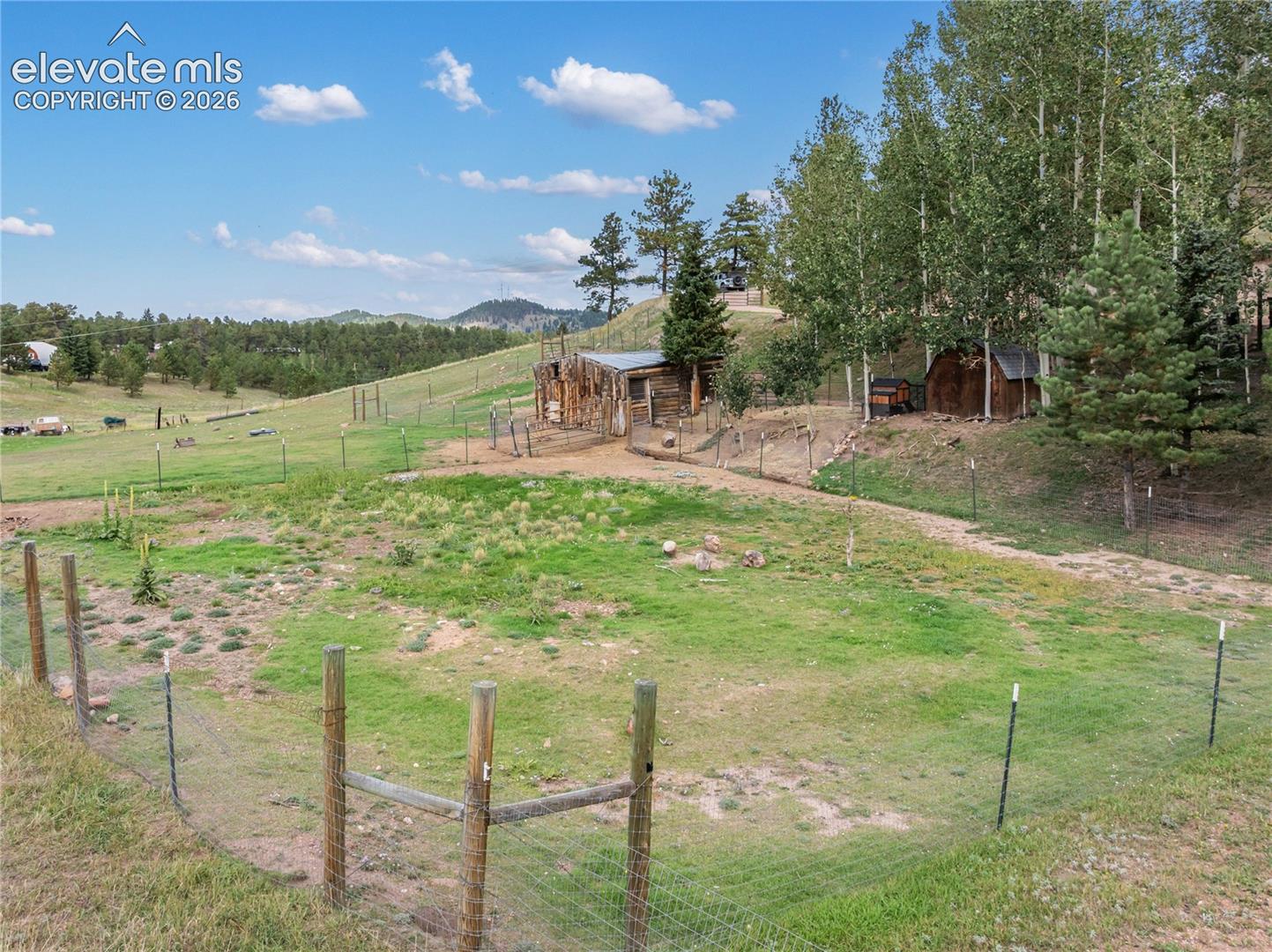 1021 Markus Road, photo 32