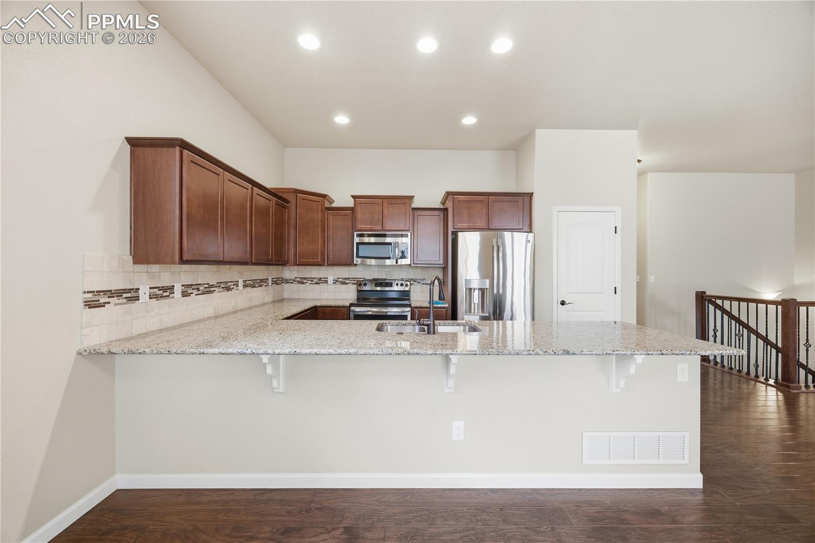 8473 Grand Peak Vista Point, photo 17