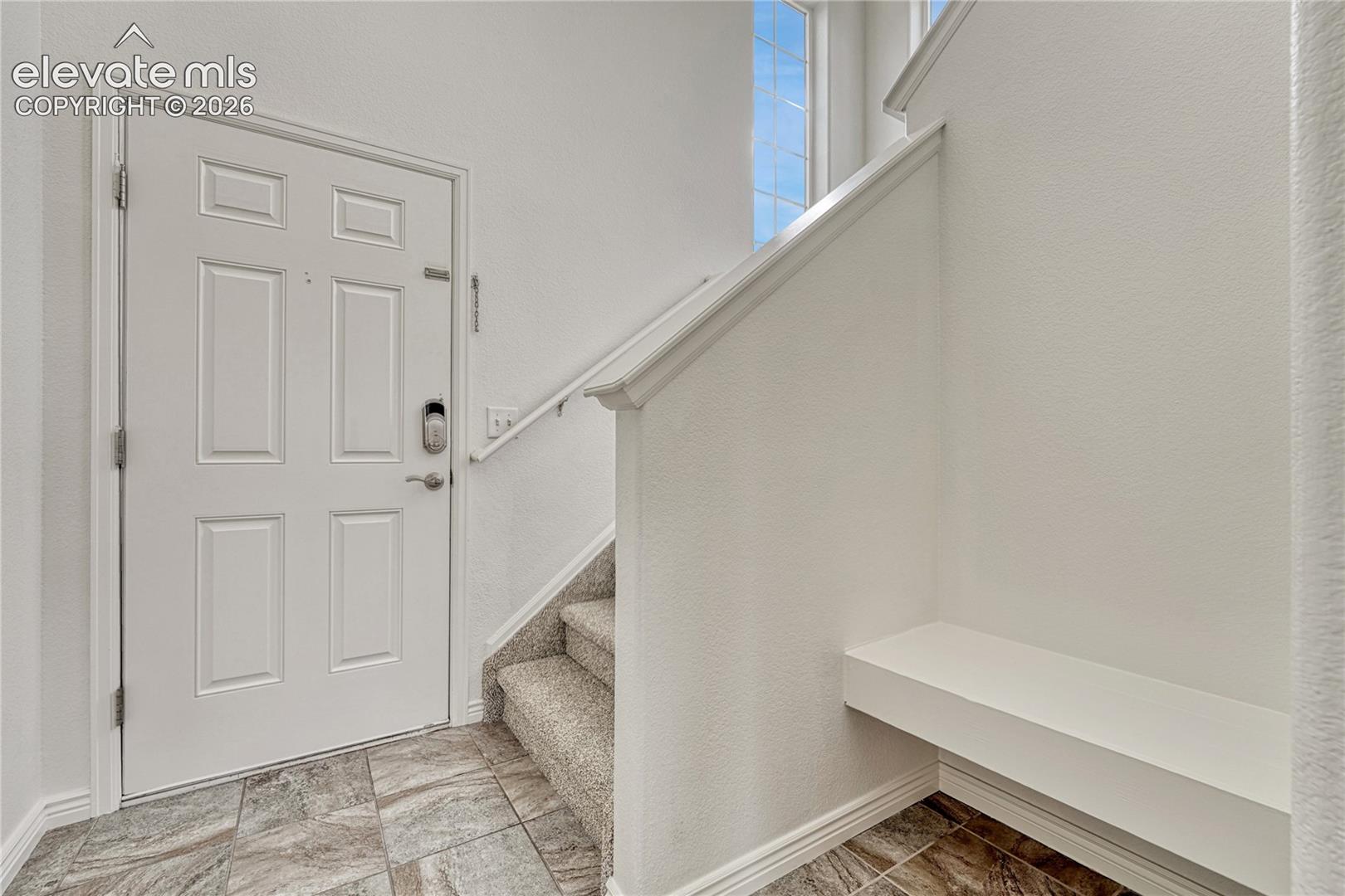Listing photo 13 for 6020 Dancing Sun Way