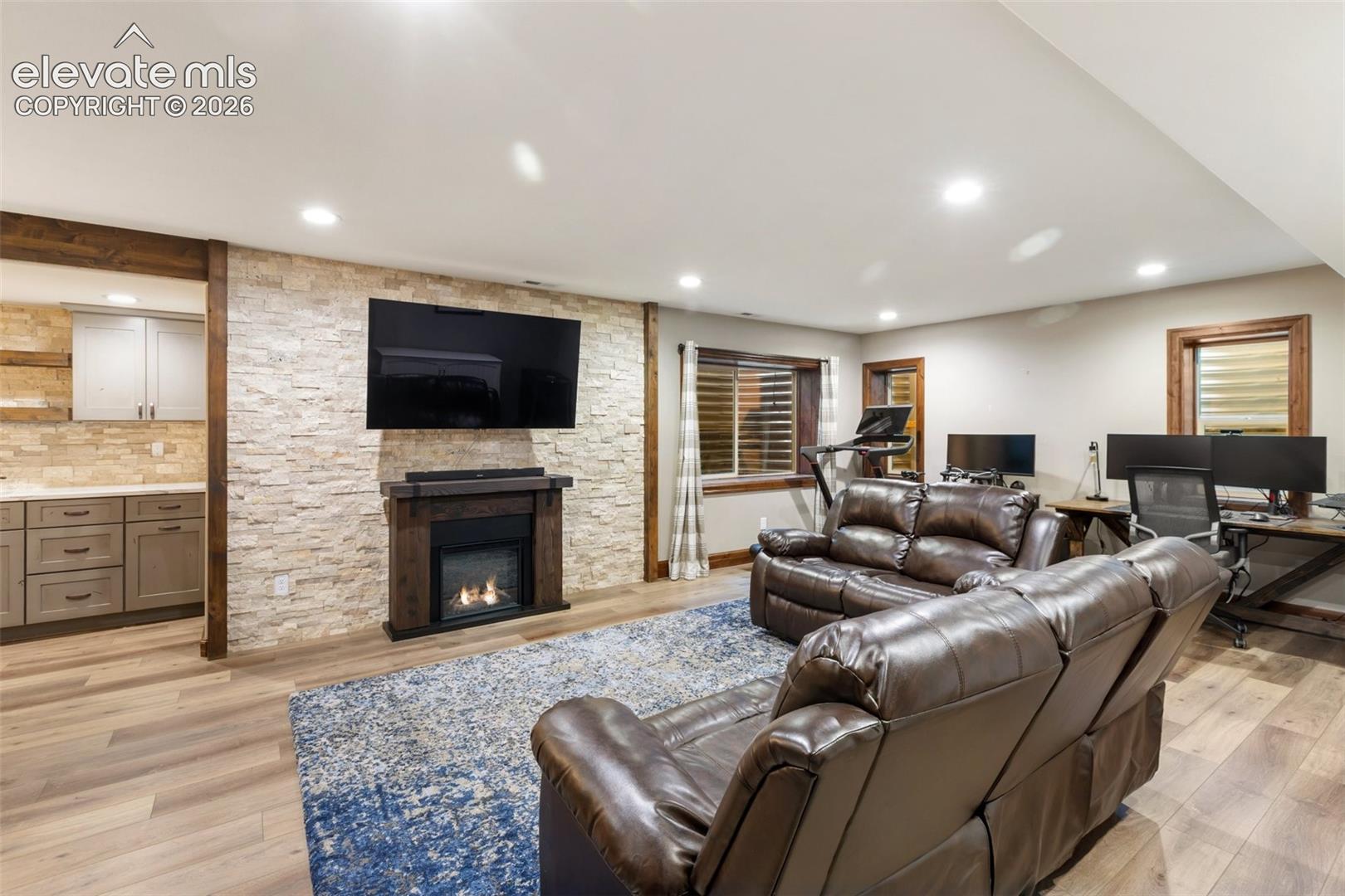 Listing photo 28 for 1195 Karen Lane