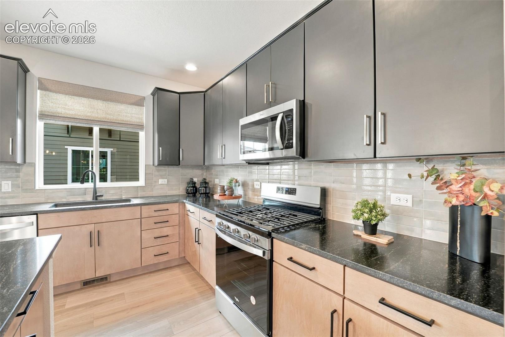 Listing photo 19 for 6954 Knapp Drive