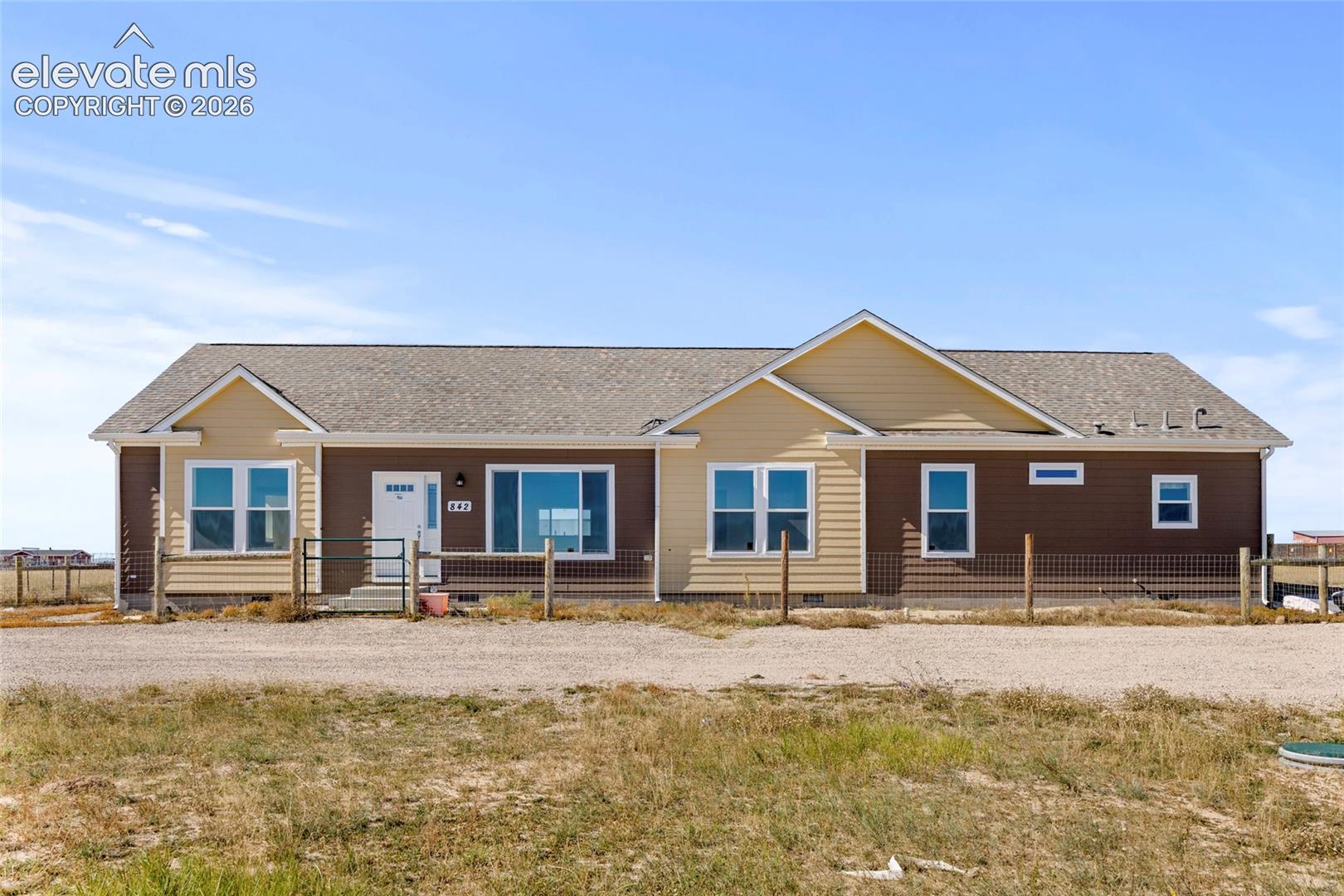 Listing photo 2 for 842 Spotted Owl Way