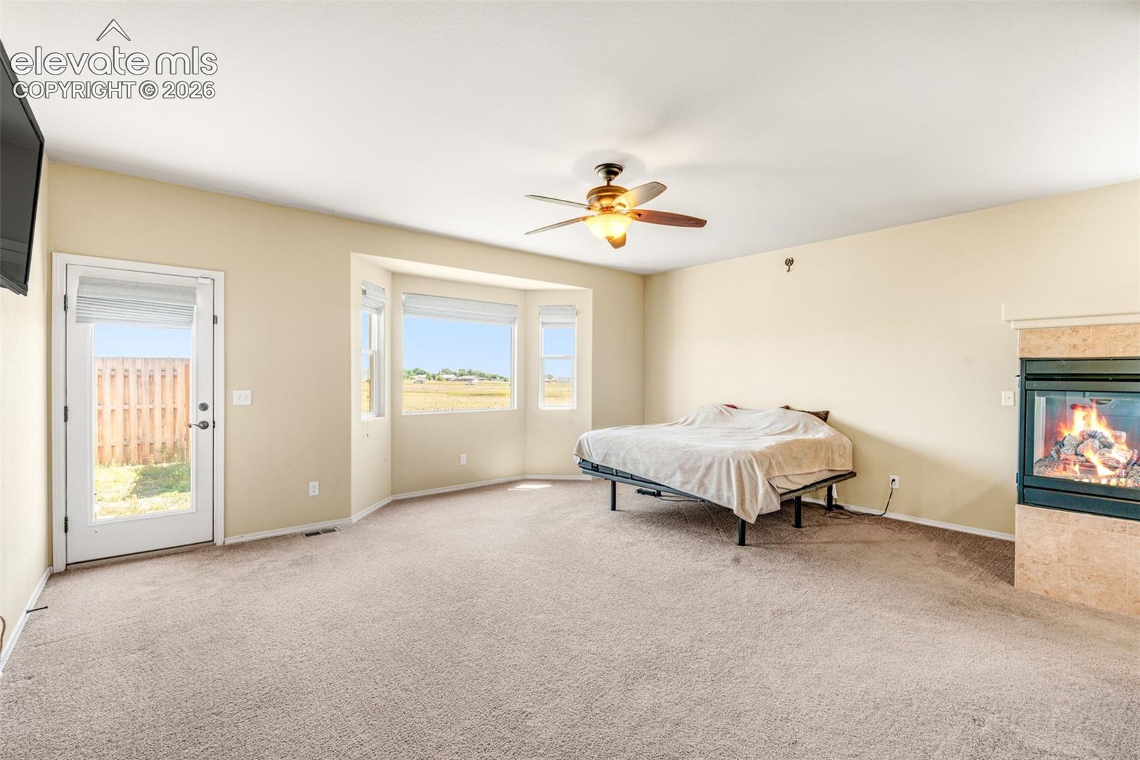Listing photo 8 for 11263 Foxwell Way