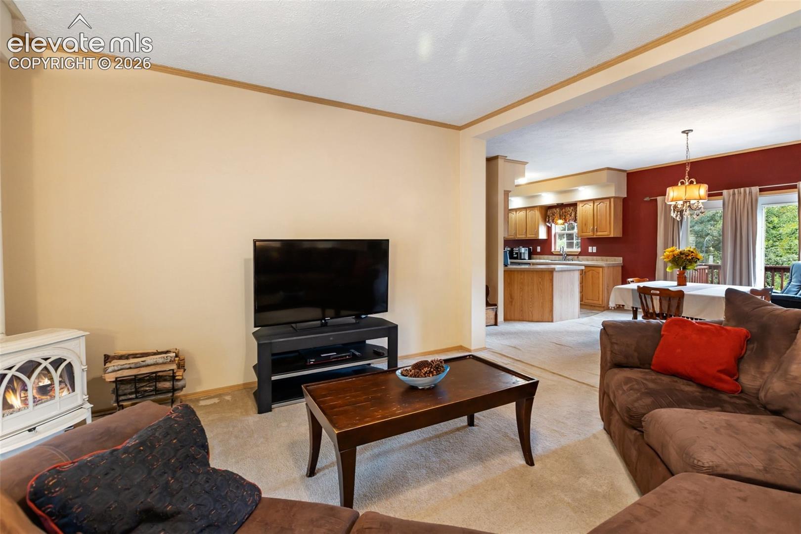 Listing photo 14 for 129 Kestrel Court