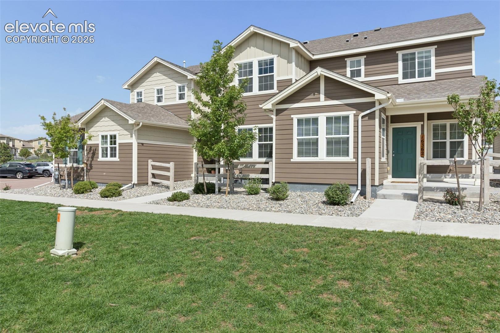 Listing photo 2 for 16376 Rustlers Range Point