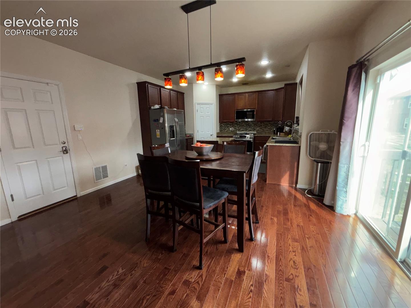 Listing photo 13 for 811 Spectrum Loop