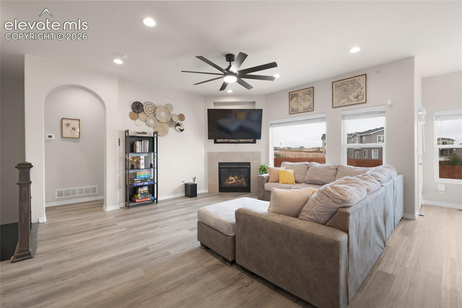 Listing photo 7 for 11045 Rolling Mesa Drive