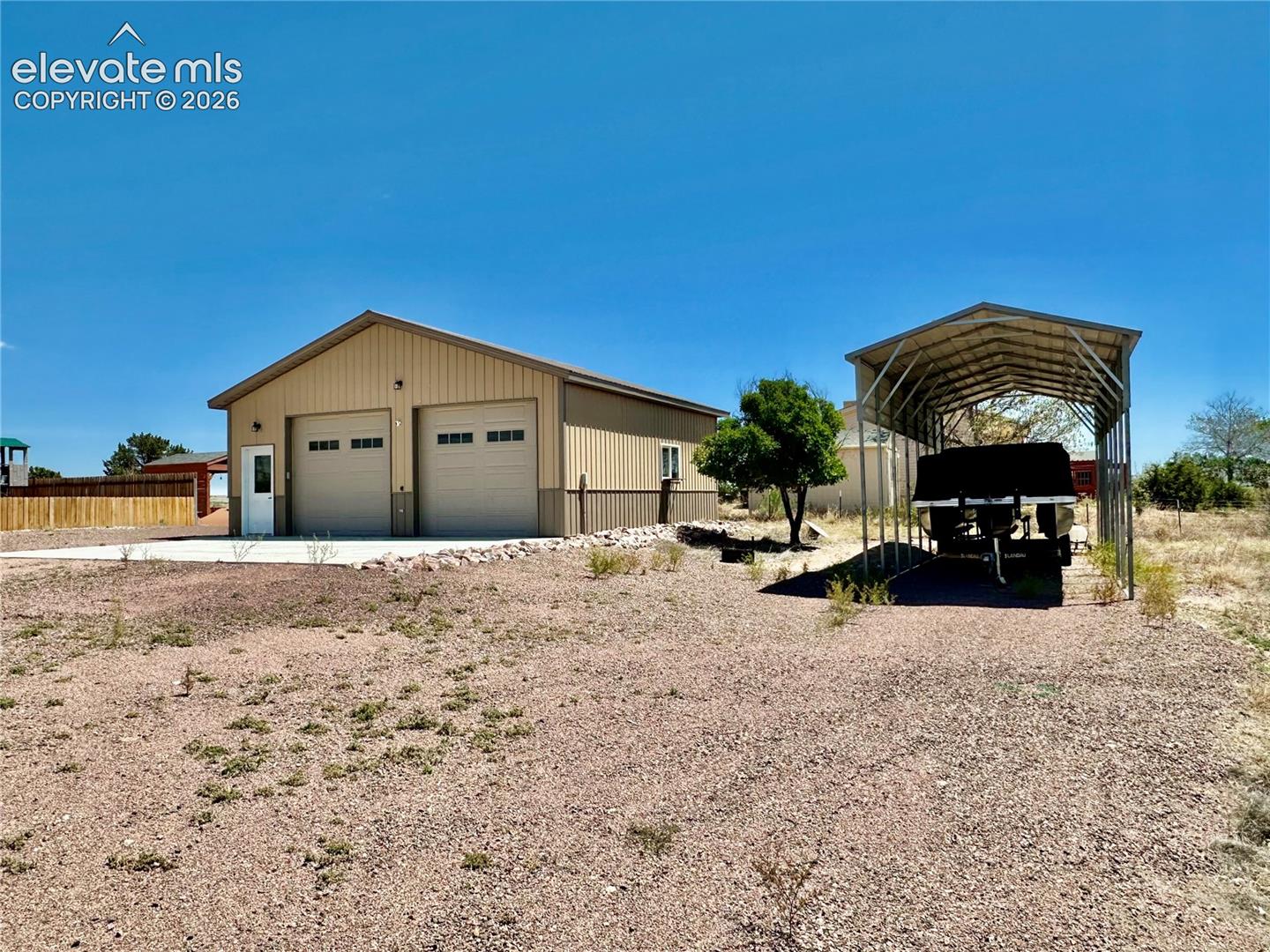 Listing photo 33 for 2064 W Hesperus Drive