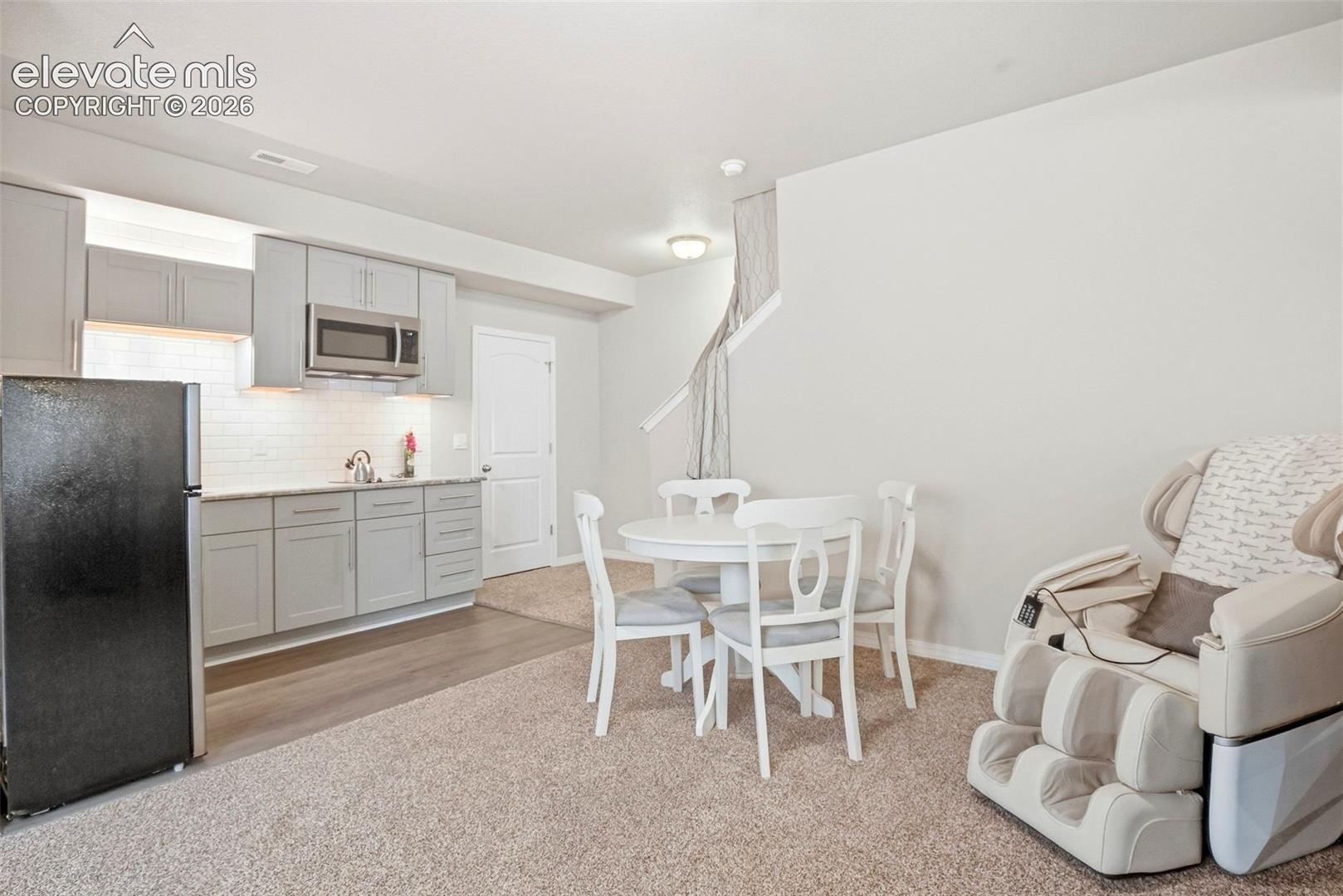 Listing photo 35 for 19524 Lindenmere Drive