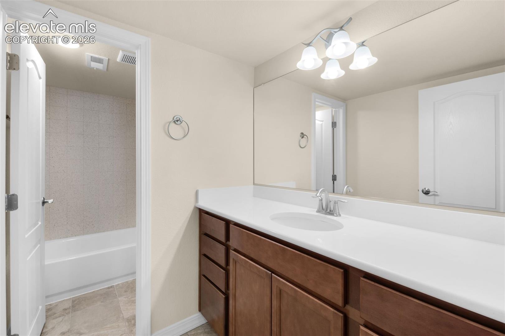 Listing photo 32 for 10933 Checo Way