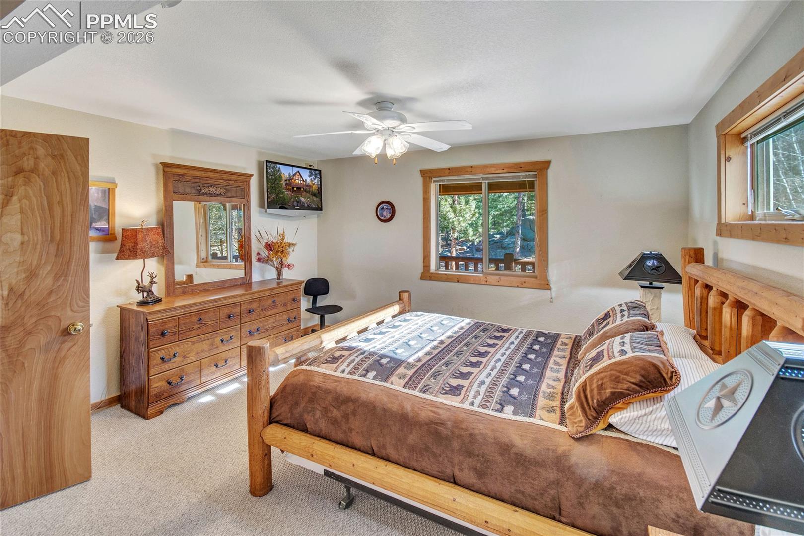 Listing photo 12 for 71 Durelli Drive