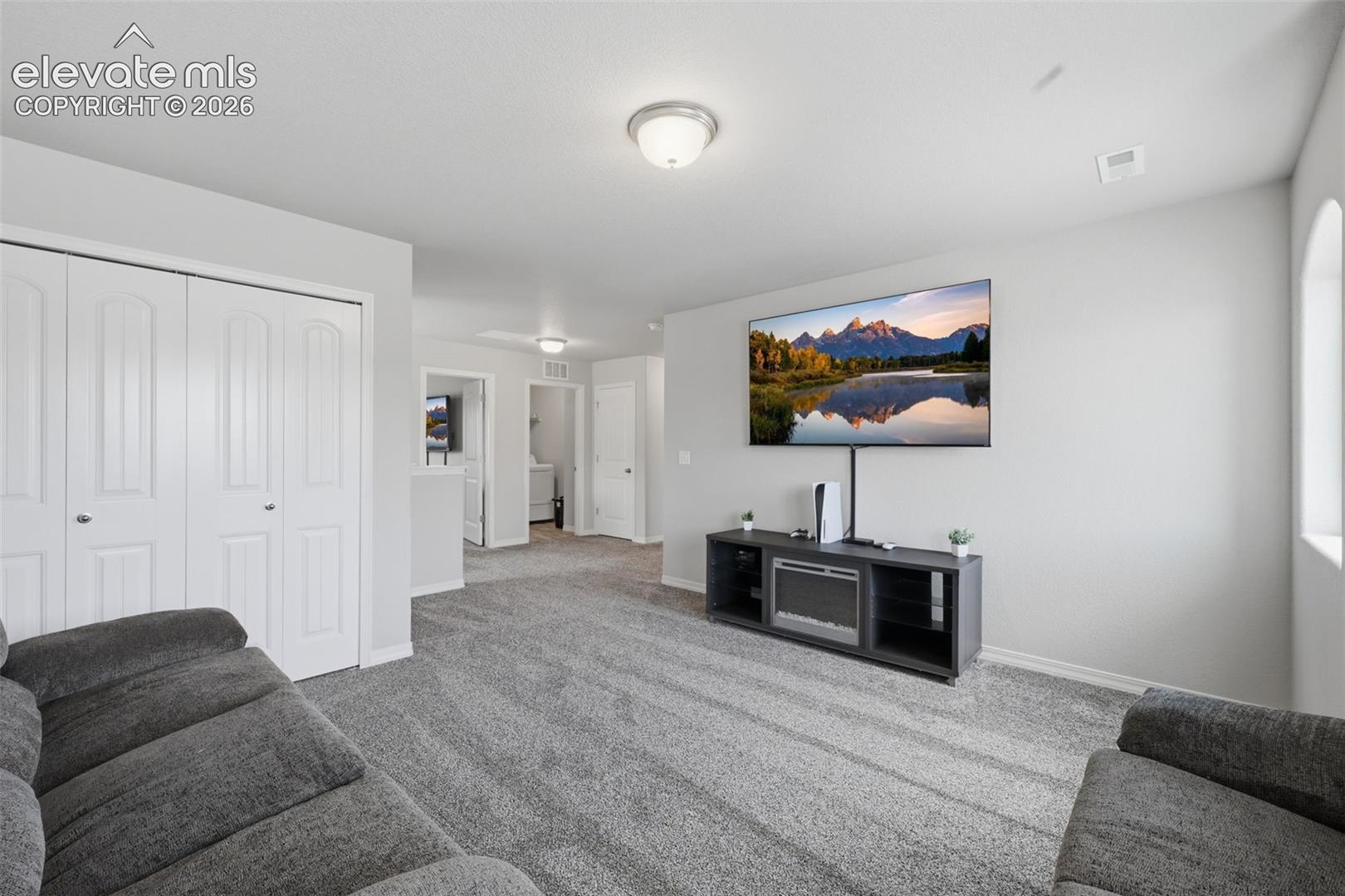 Listing photo 25 for 4652 Amazonite Drive