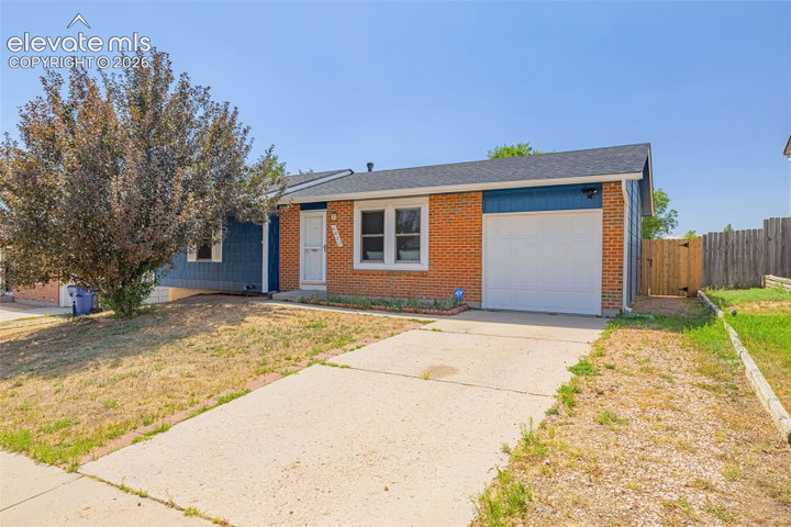 6805 Parkridge Court — listing photo