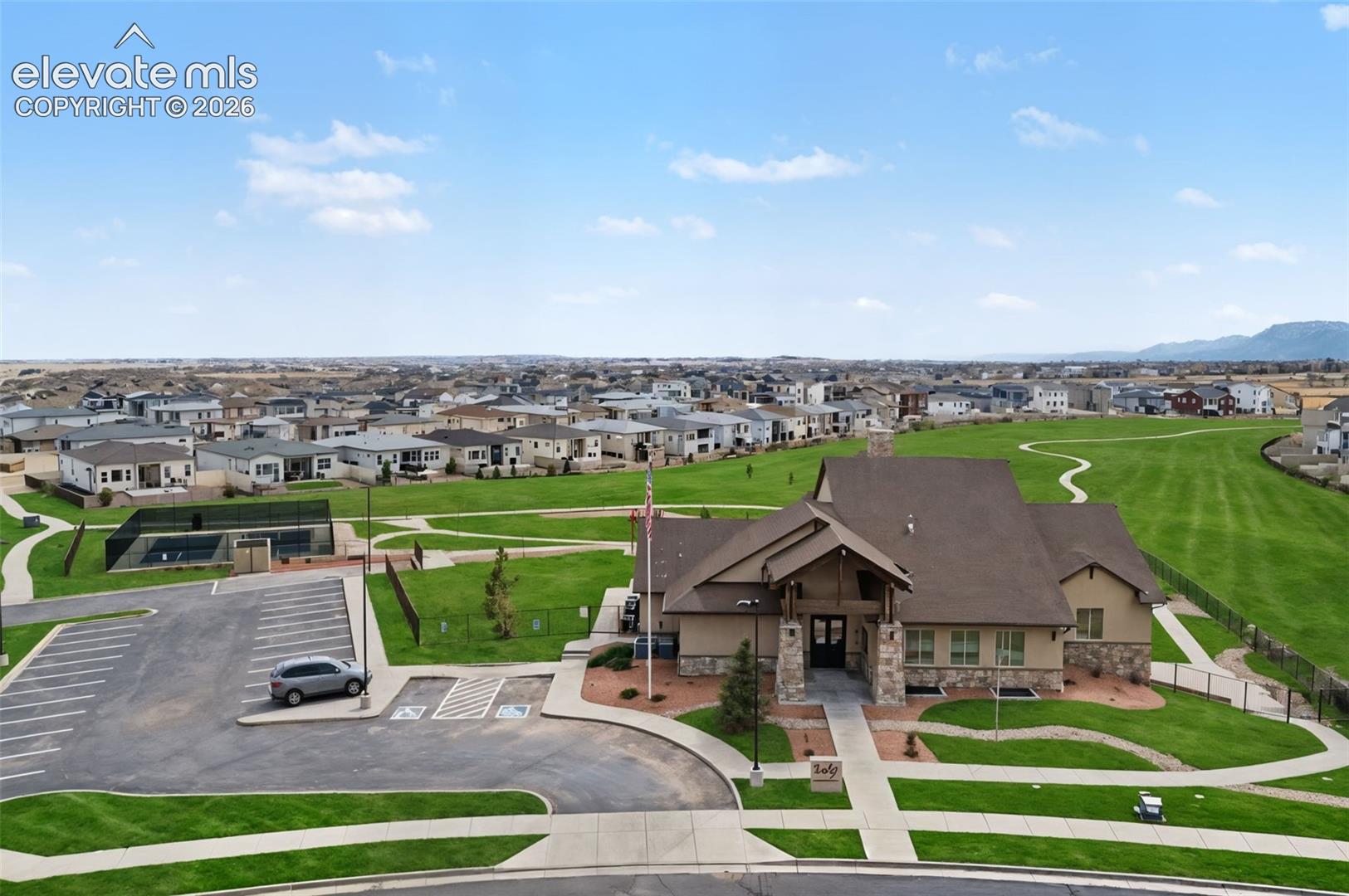 Listing photo 39 for 9982 Golf Crest Drive