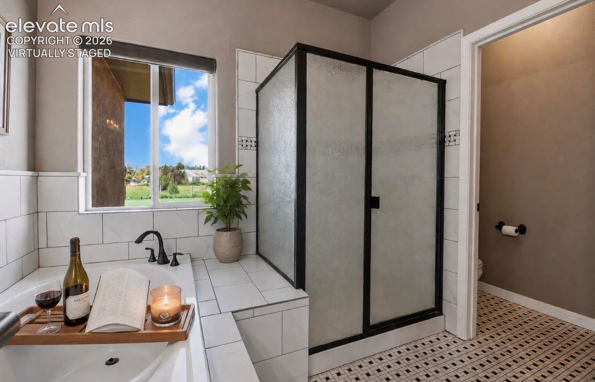 Listing photo 21 for 1615 28th Lane