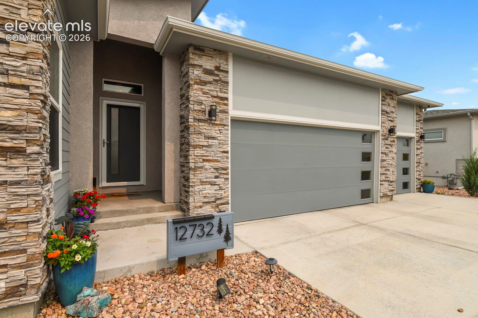 Listing photo 4 for 12732 Enclave Scenic Drive