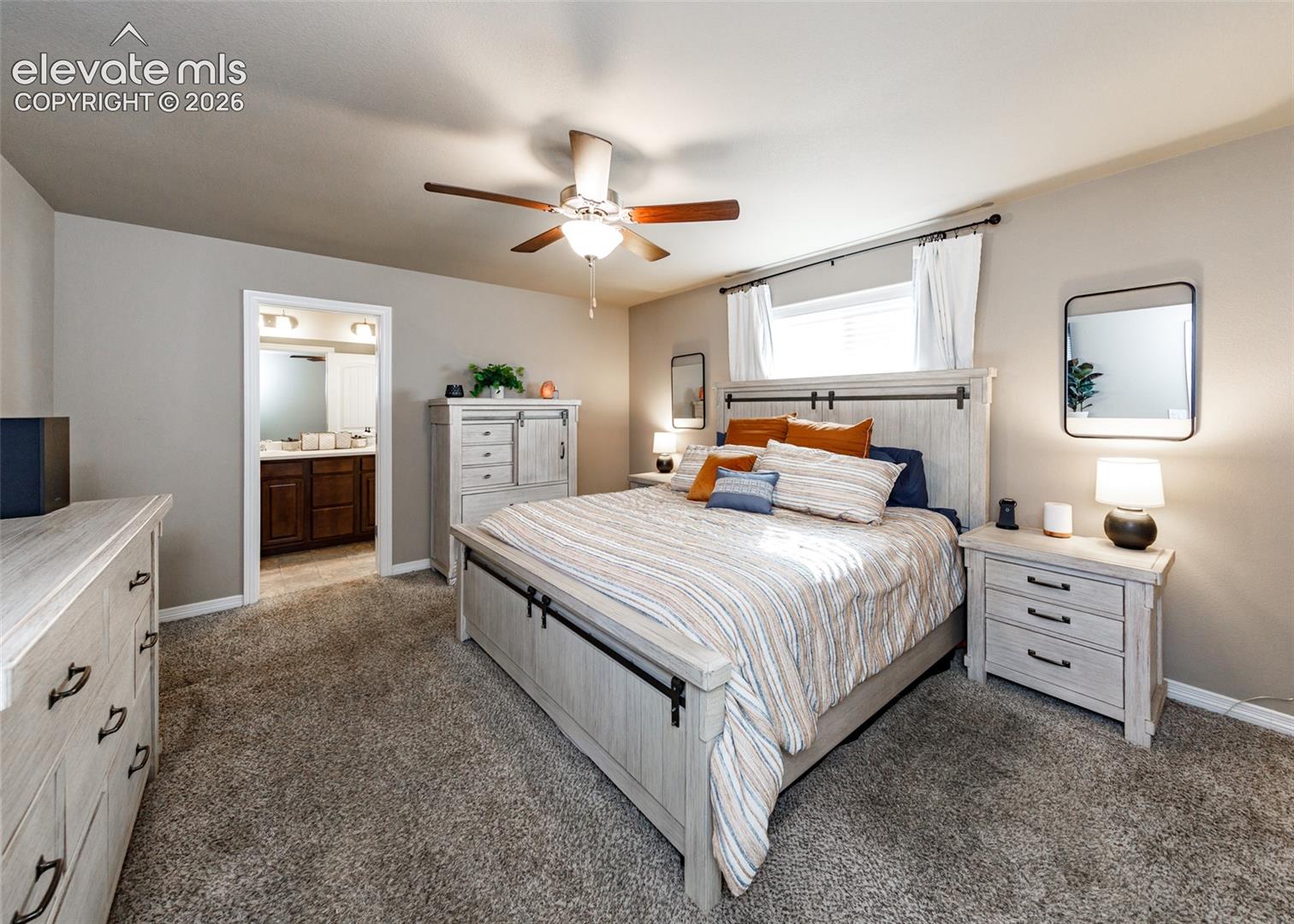6977 Winnicut Drive, photo 28