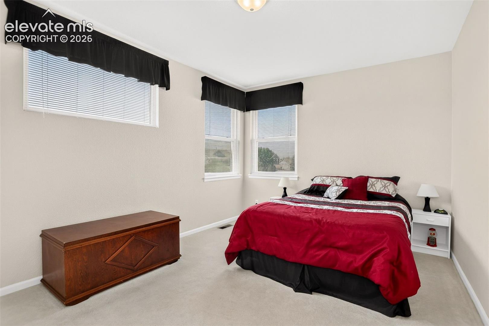 Listing photo 29 for 20737 E Fair Lane
