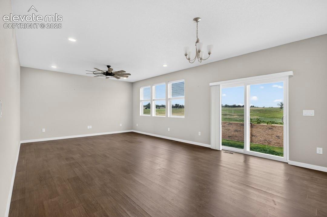 Listing photo 5 for 8435 Frasco Drive