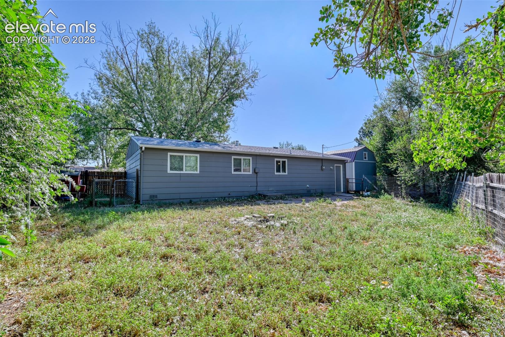 Listing photo 31 for 1810 Bonita Drive