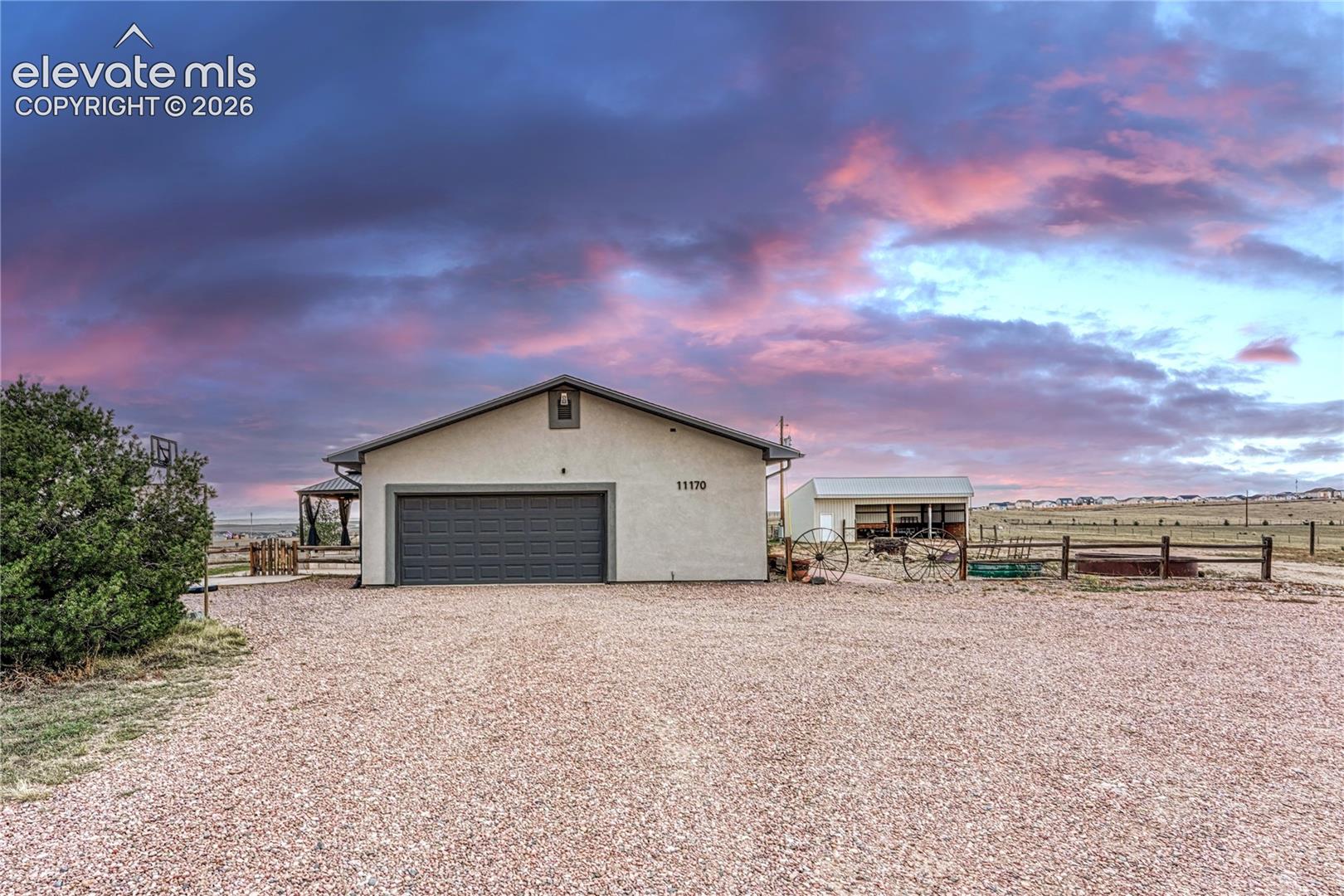 Listing photo 12 for 11170 Peaceful Valley Road