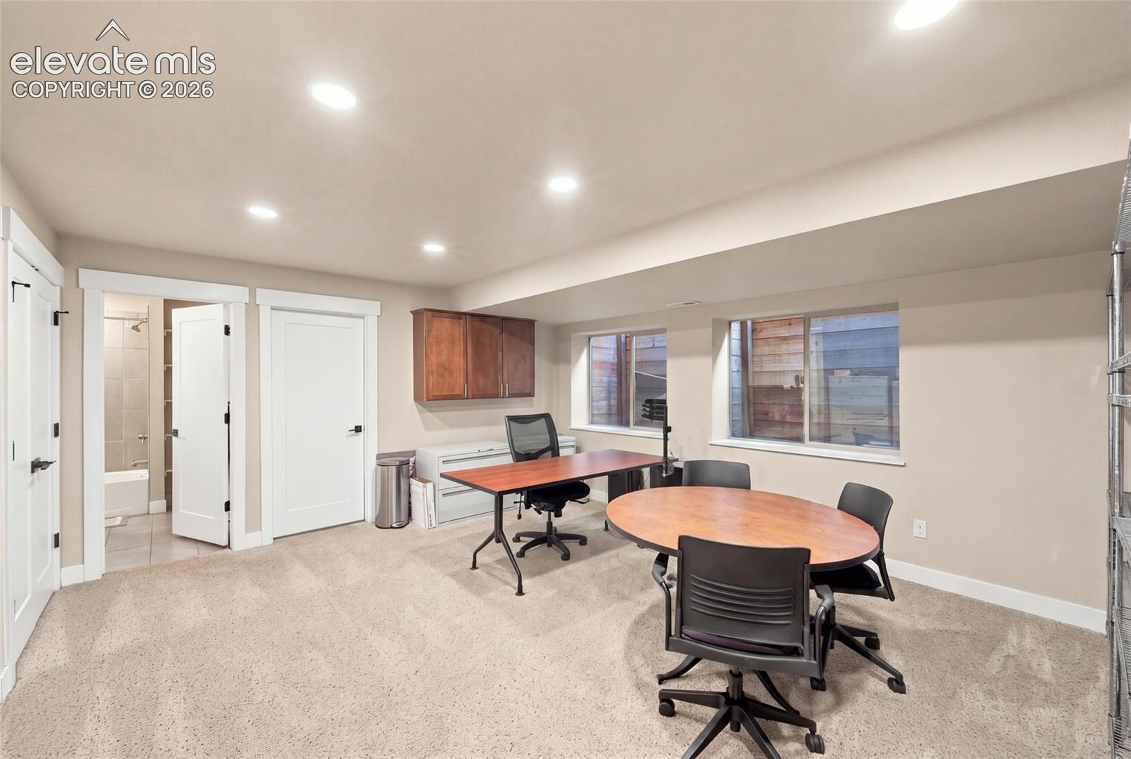 Listing photo 21 for 1319 W Colorado Avenue