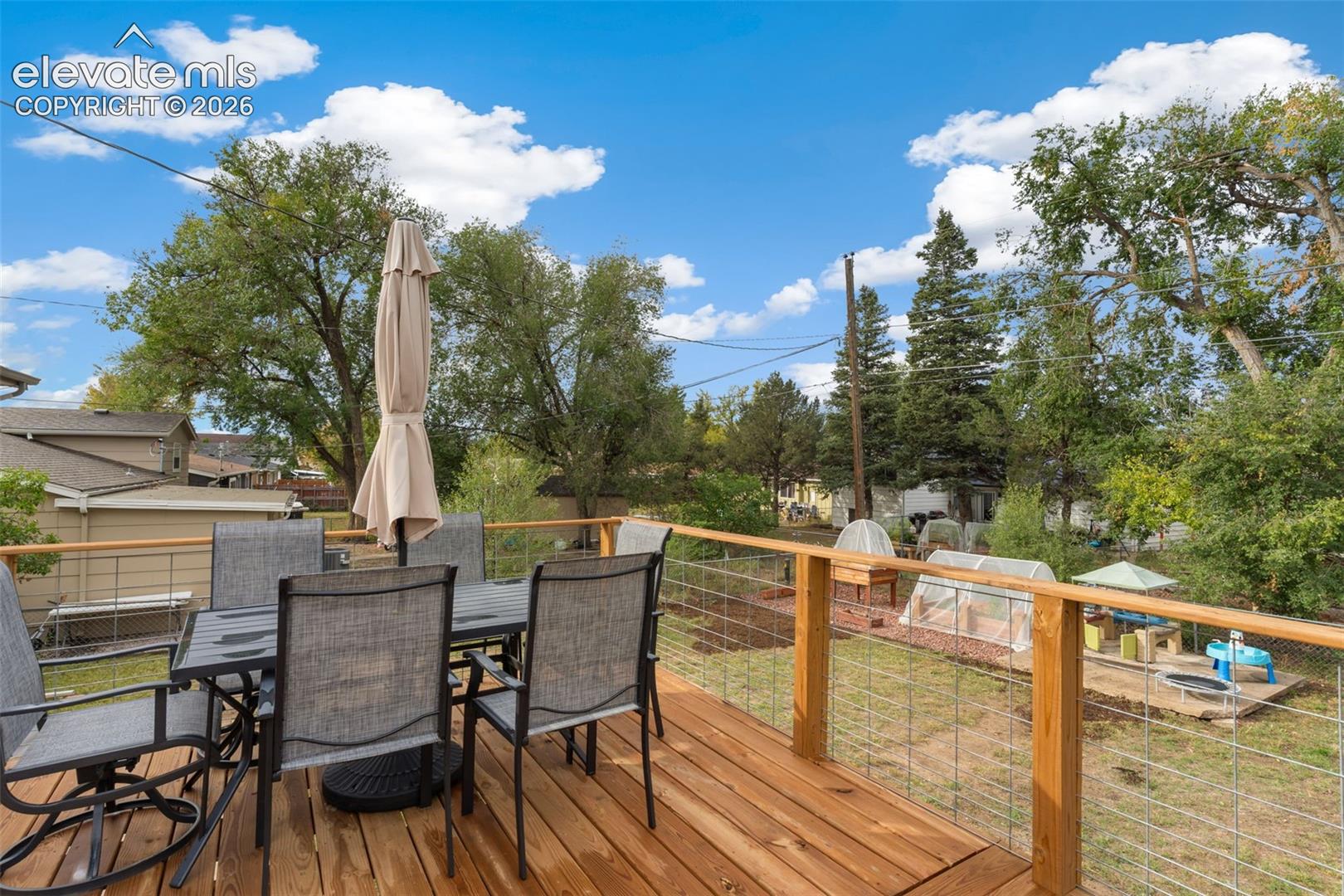 Listing photo 34 for 1596 Prado Drive
