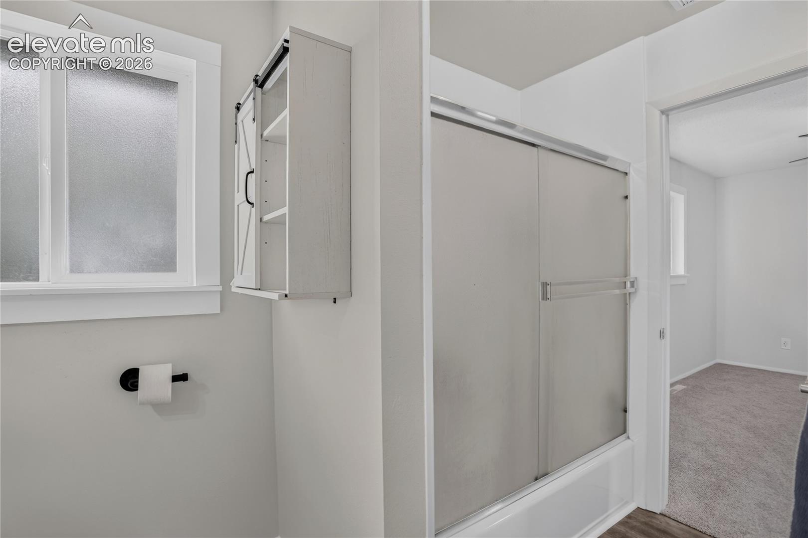 Listing photo 13 for 4619 Sprucewood Drive