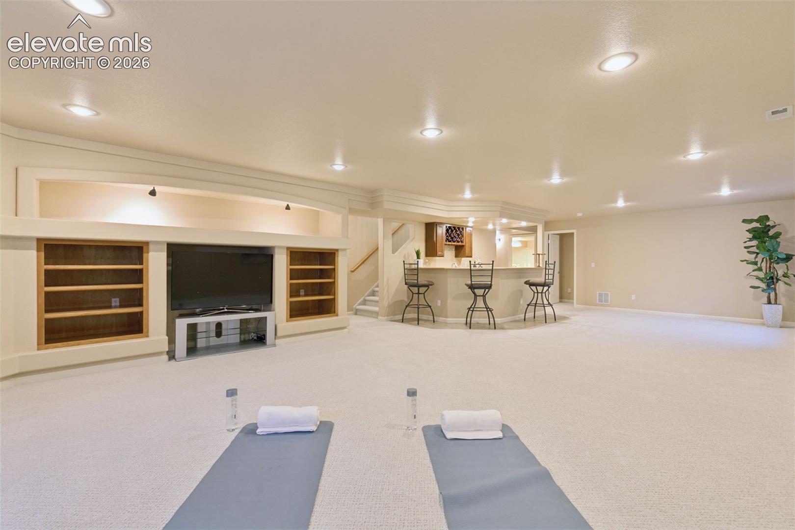 Listing photo 32 for 1420 Symphony Heights