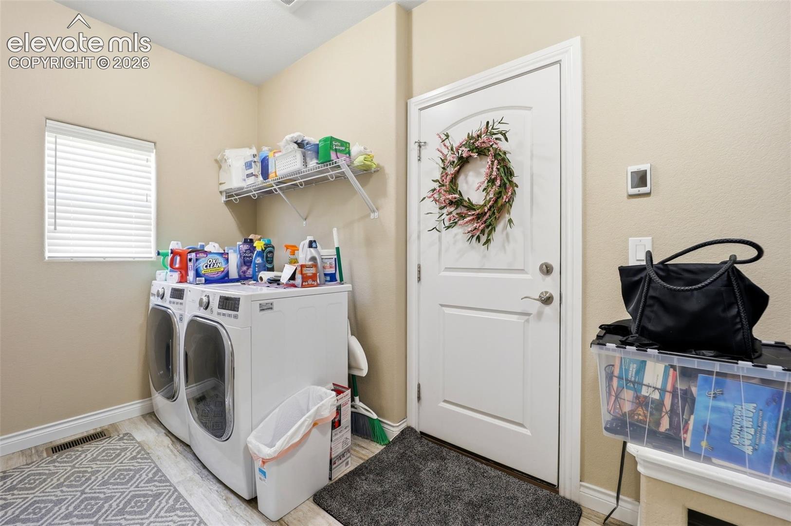 Listing photo 29 for 9982 Golf Crest Drive