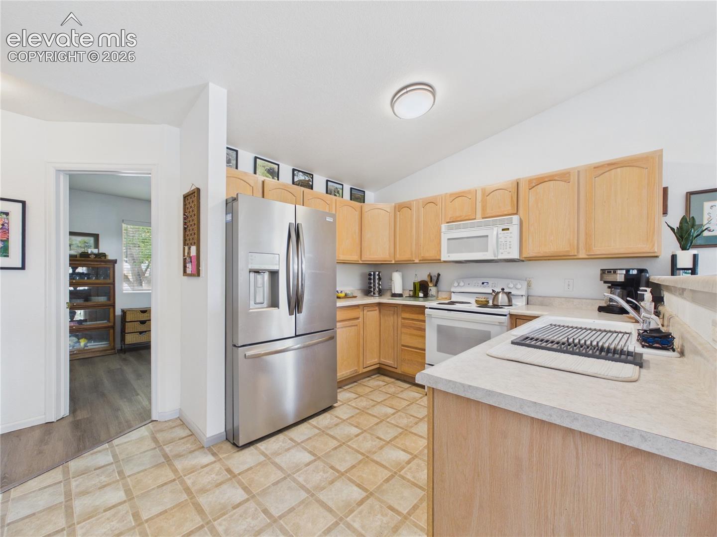 Listing photo 16 for 1225 Silver Hawk Court