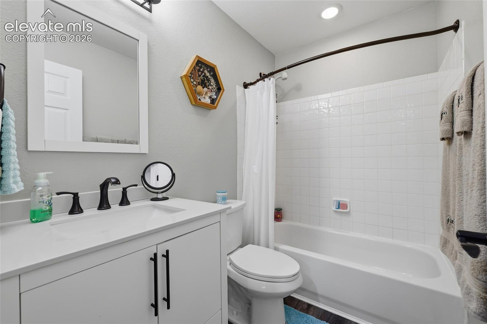 Listing photo 19 for 6576 Ancestra Drive