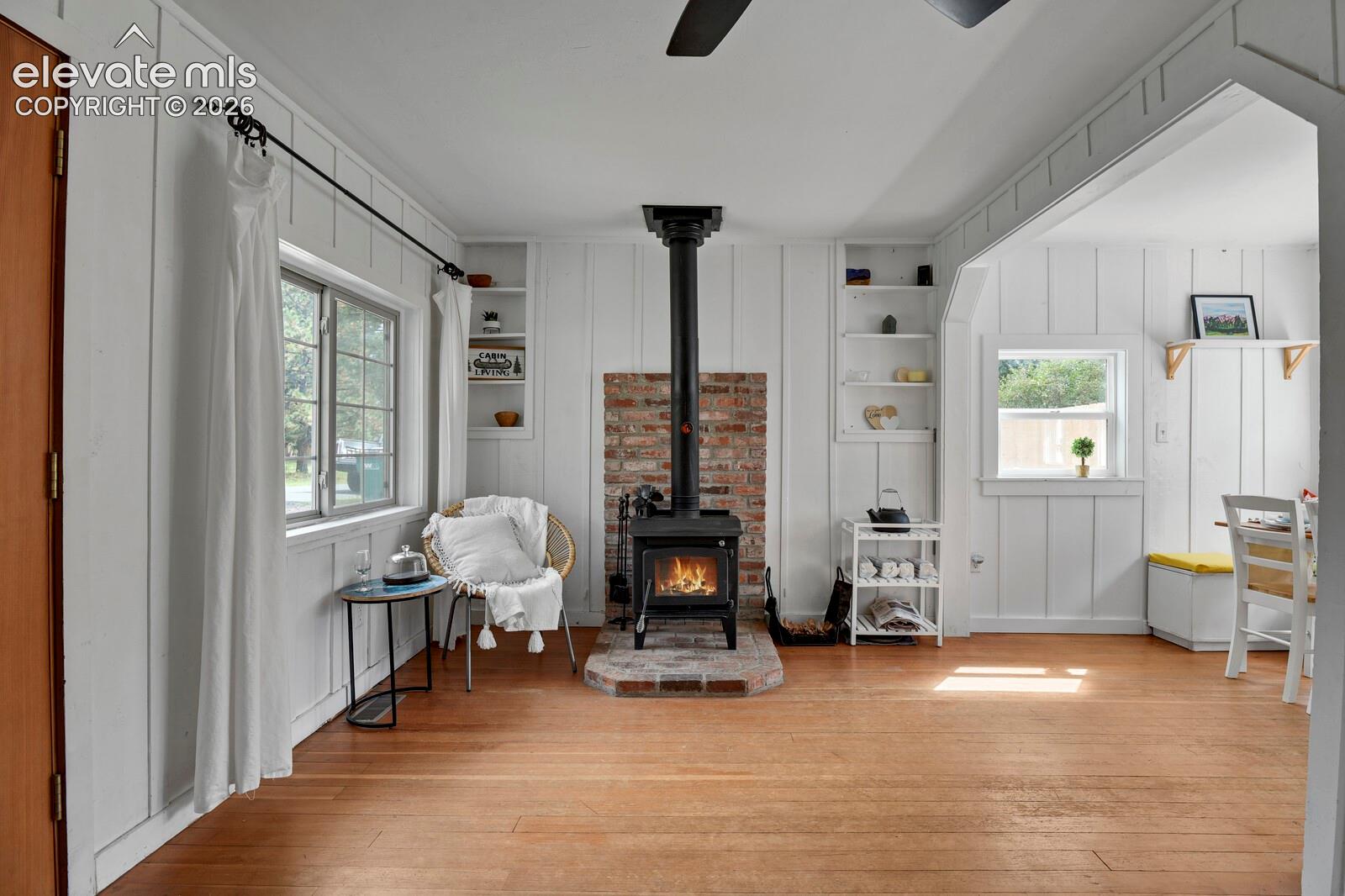 Listing photo 10 for 506 N Fairview Street
