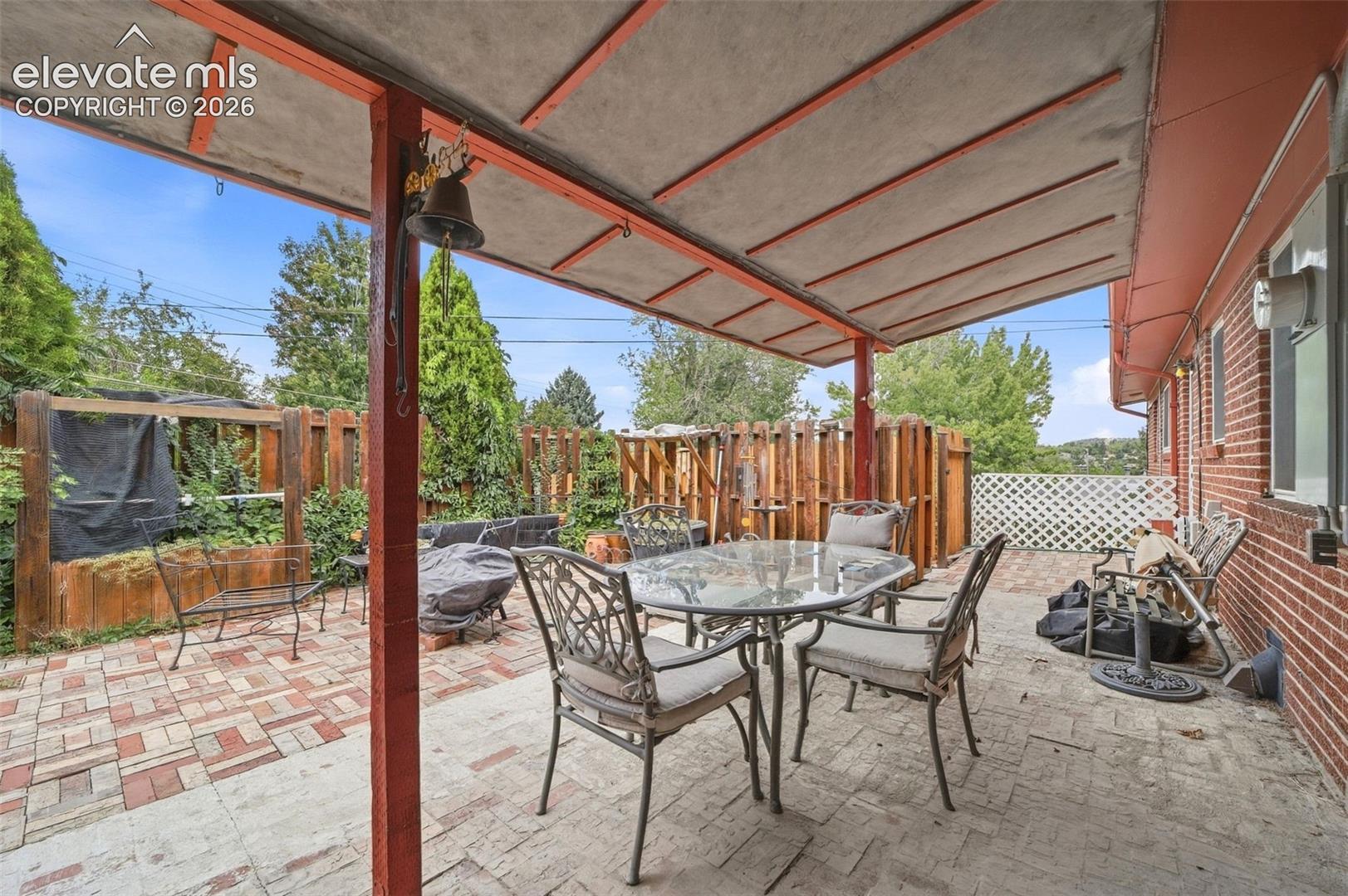 Listing photo 48 for 1406 Iowa Avenue