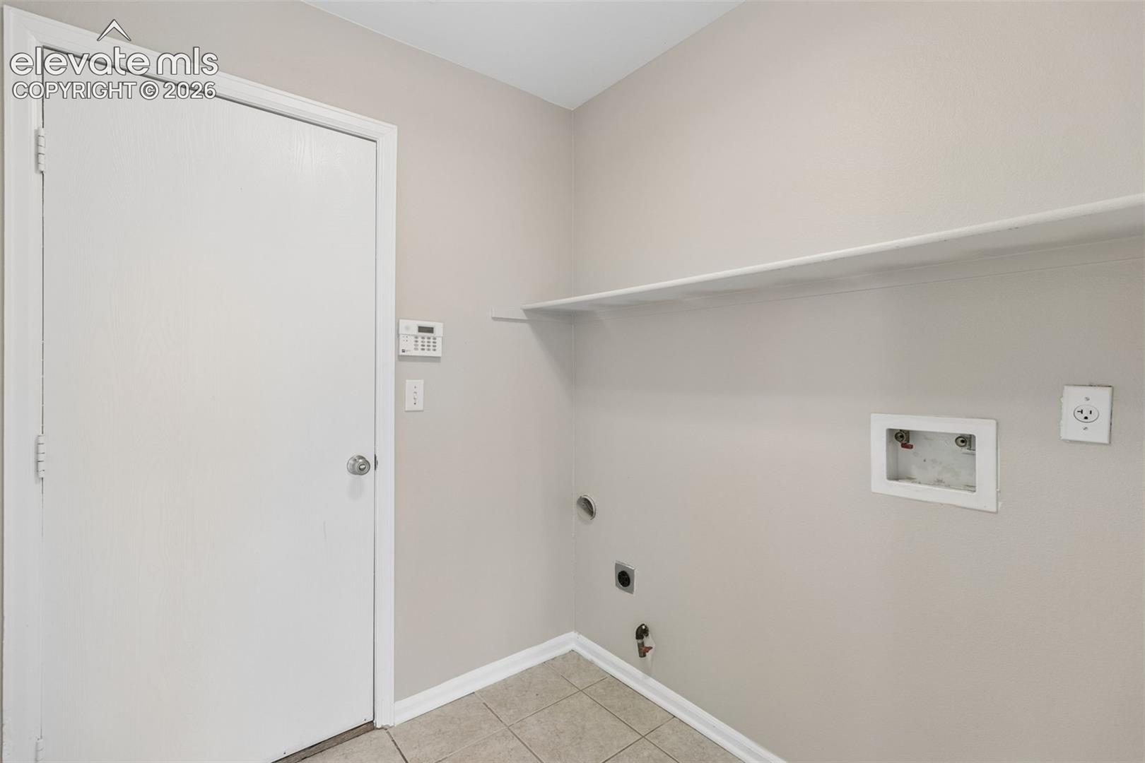 Listing photo 14 for 889 Square Dance Lane