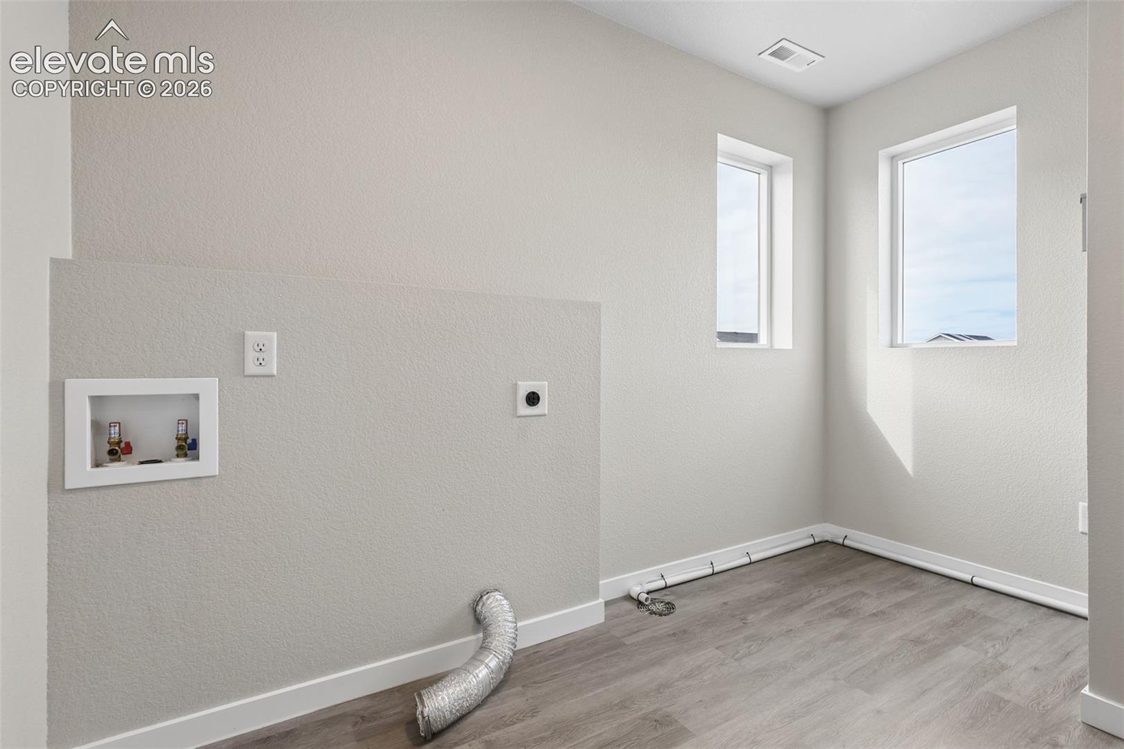 Listing photo 20 for 453 Indian Grass Street