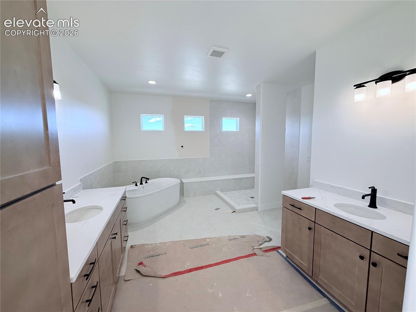 Listing photo 11 for 13437 Pride Mountain Drive