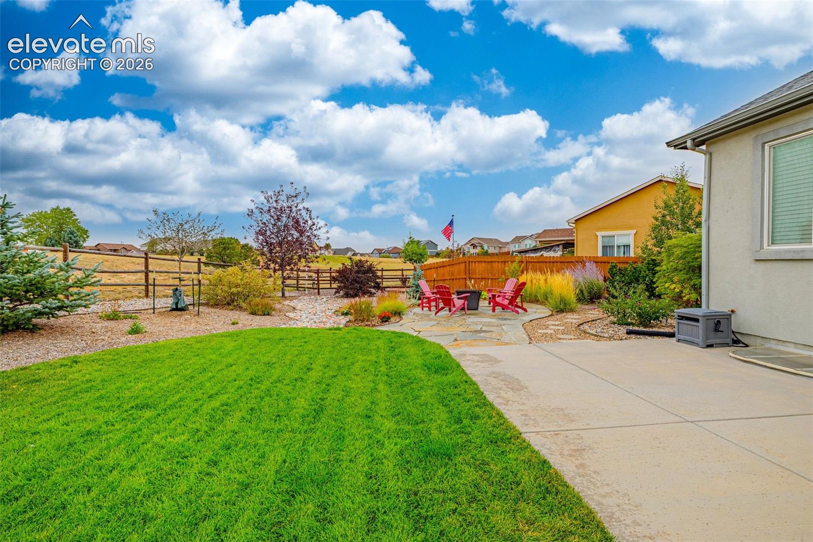 Listing photo 39 for 10638 Mt Emerald Drive