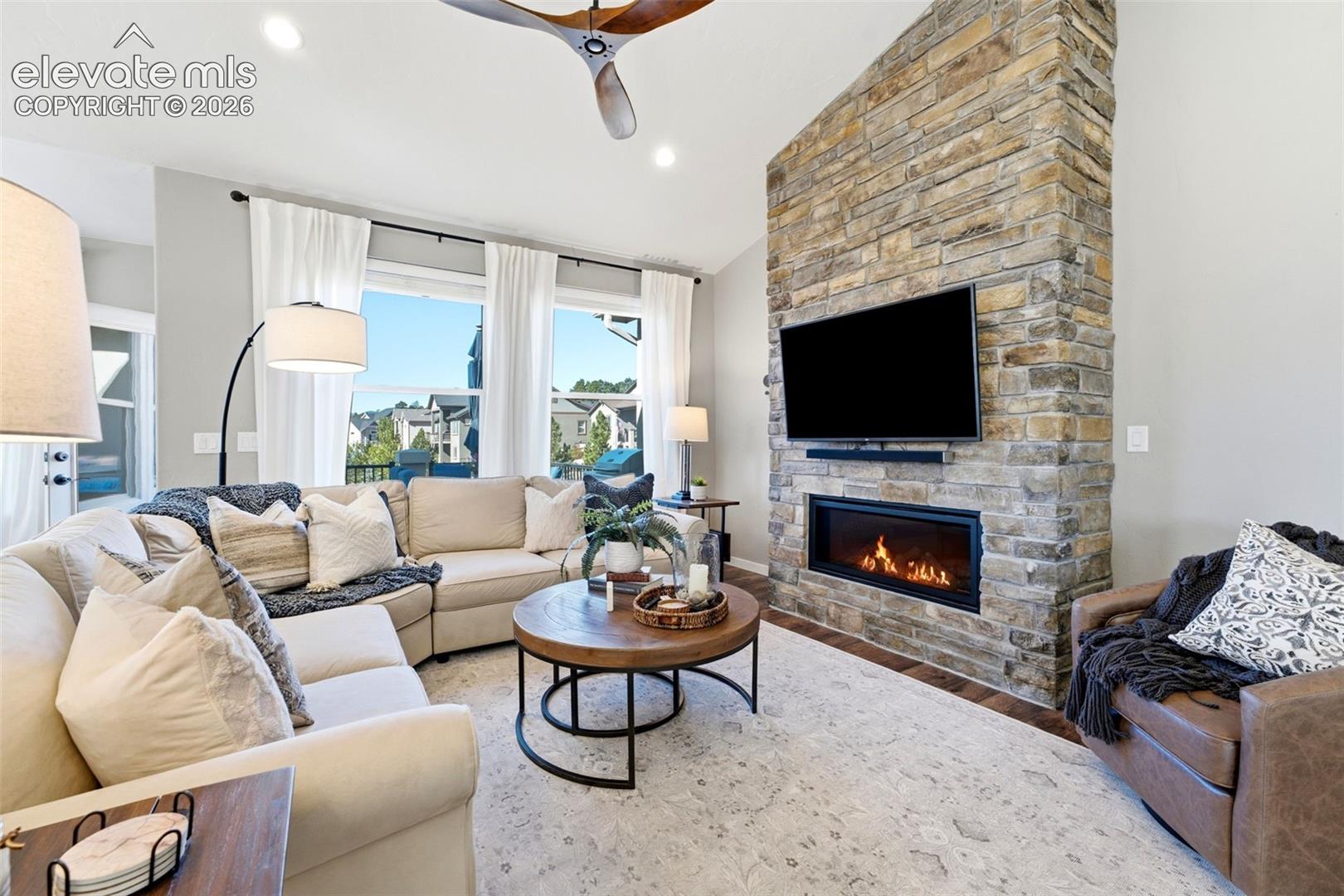 Listing photo 6 for 1386 Catnap Lane