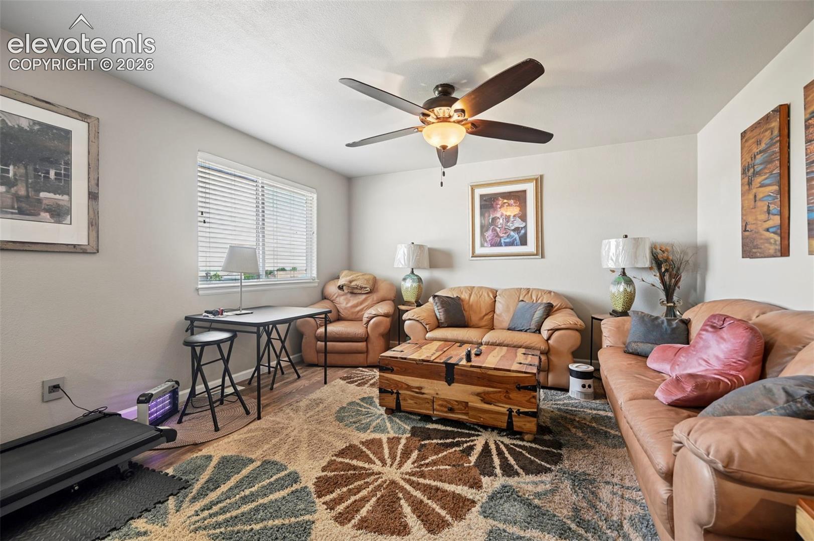 Listing photo 5 for 5053 Killdeer Drive
