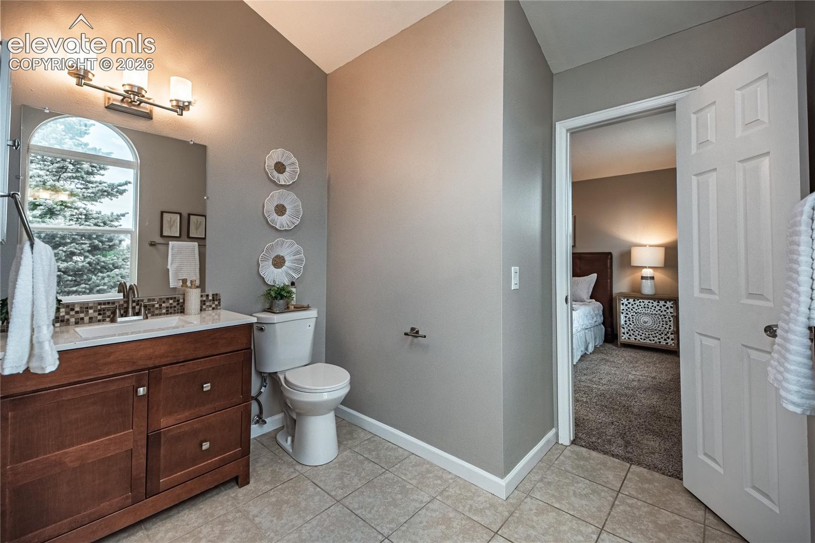 Listing photo 31 for 4325 Ramblewood Drive