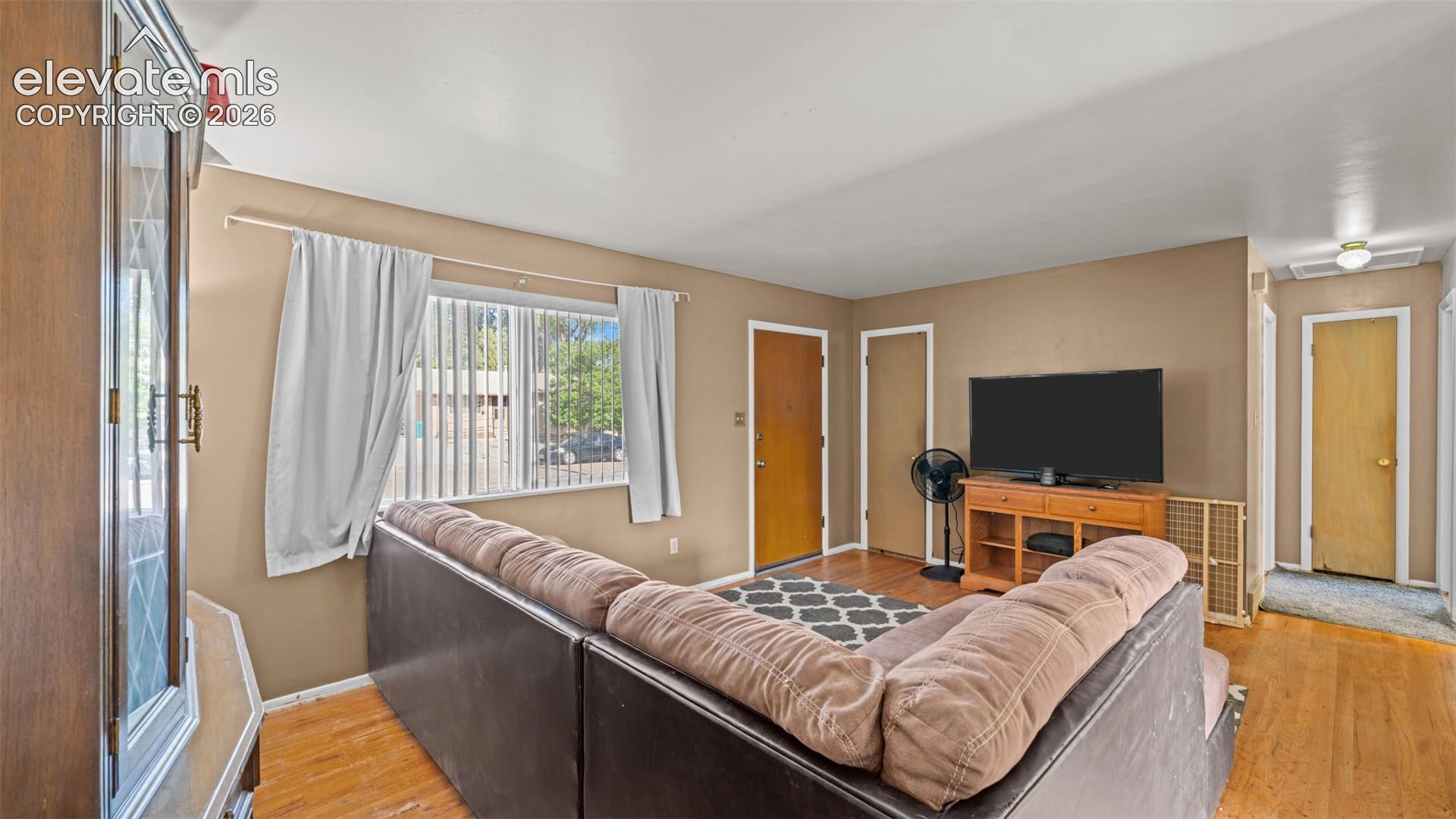 Listing photo 23 for 1819 Yakima Lane